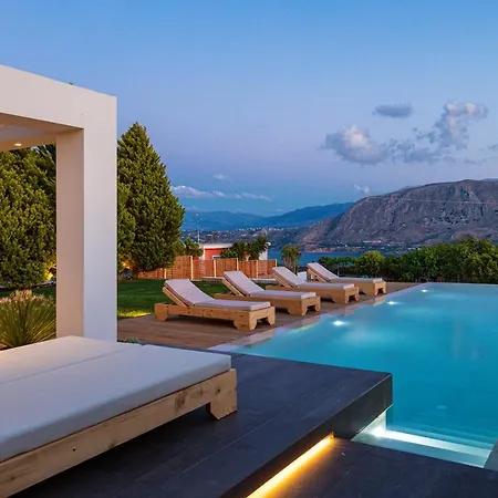 Artemisia Villa *